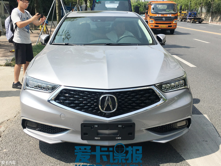 2017成都车展探馆:广汽讴歌TLX-L量产版