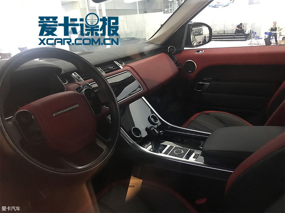 新款路虎揽胜运动版