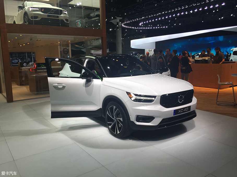 XC40