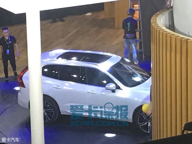 广州车展探馆:全新沃尔沃XC60抢先看 广州车展探馆:全新沃尔沃XC60抢先看