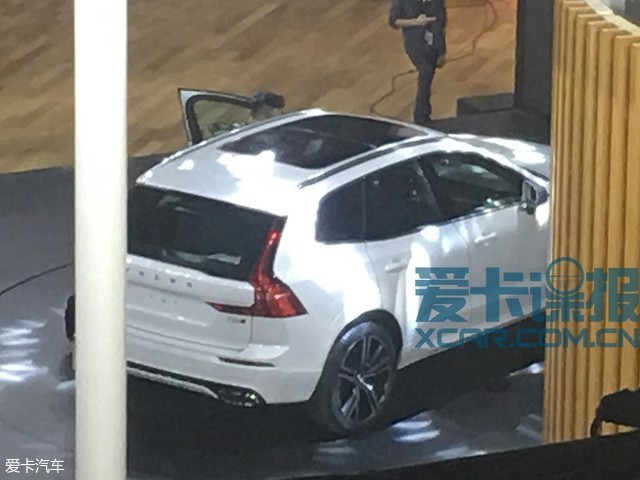 广州车展探馆:全新沃尔沃XC60抢先看 广州车展探馆:全新沃尔沃XC60抢先看