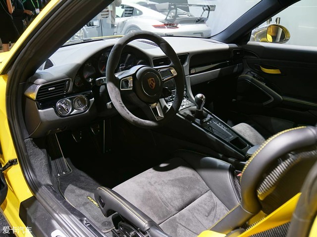 洛杉矶车展：保时捷911 Carrera T发布