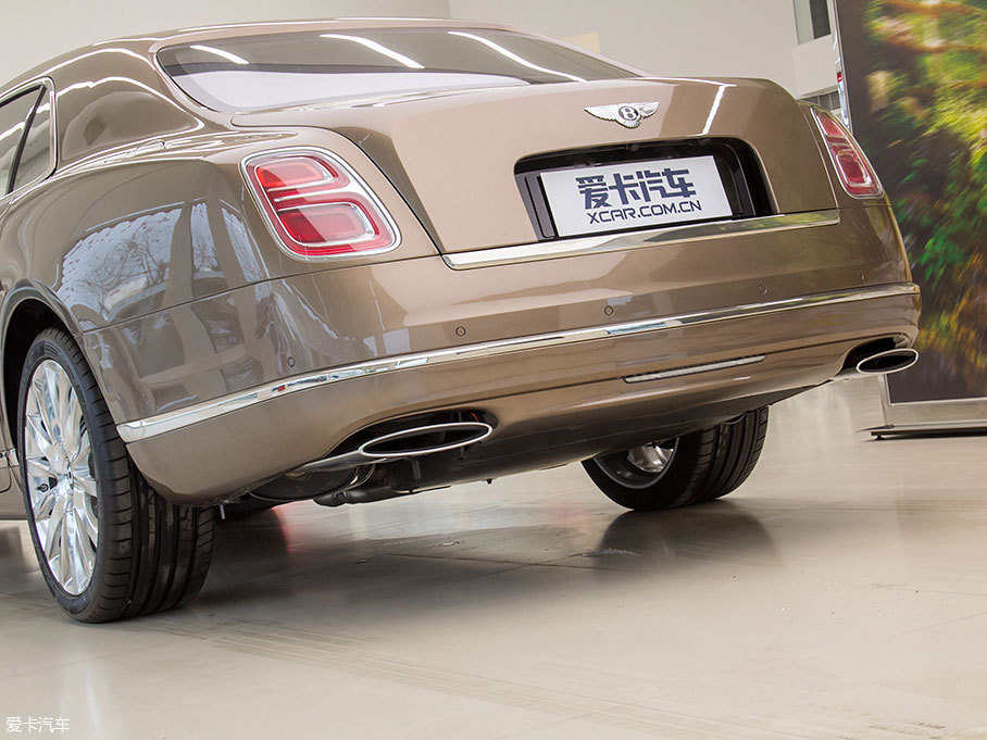 實拍2017款慕尚EWB