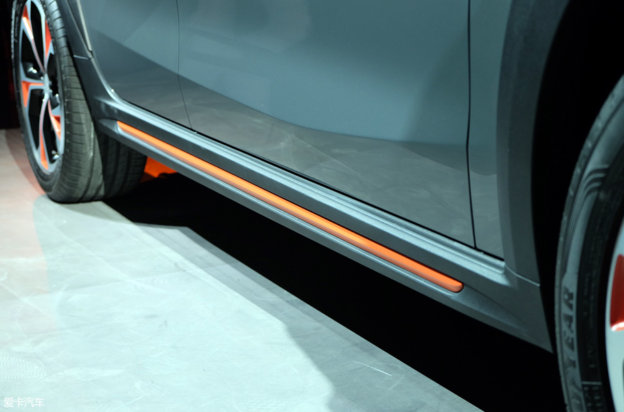 領(lǐng)克02全球首發(fā)