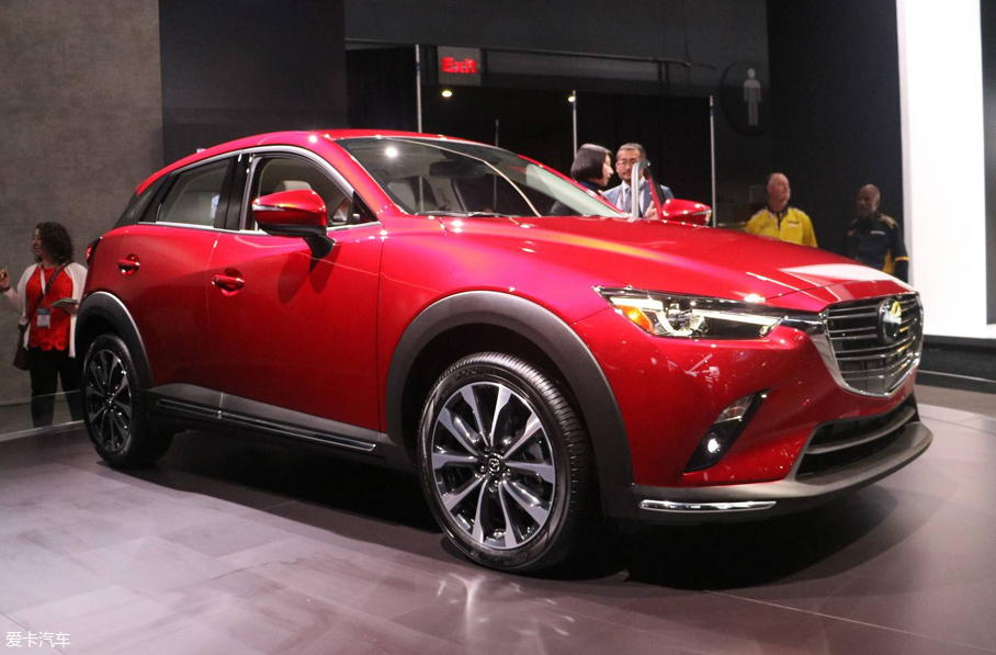 新款马自达CX-3
