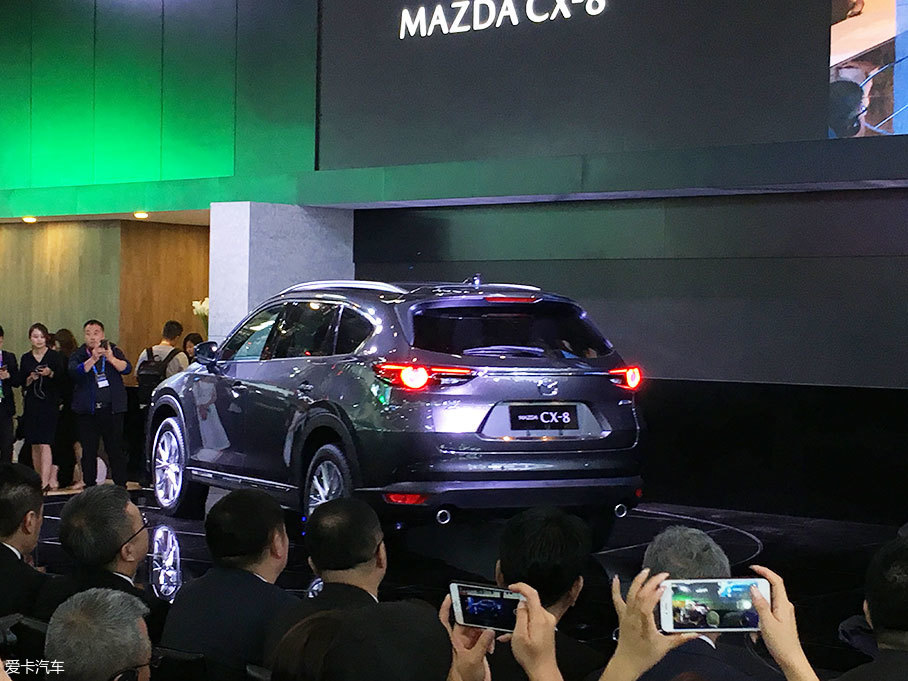 2018北京车展：马自达CX-8正式国内首发