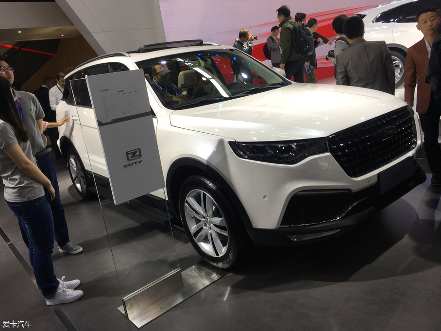 2018北京车展：7座SUV众泰T800正式亮相
