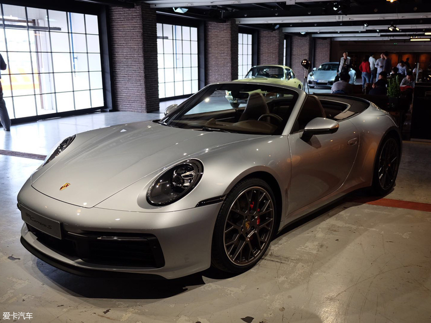 全新保时捷911 Cabriolet（敞篷版）