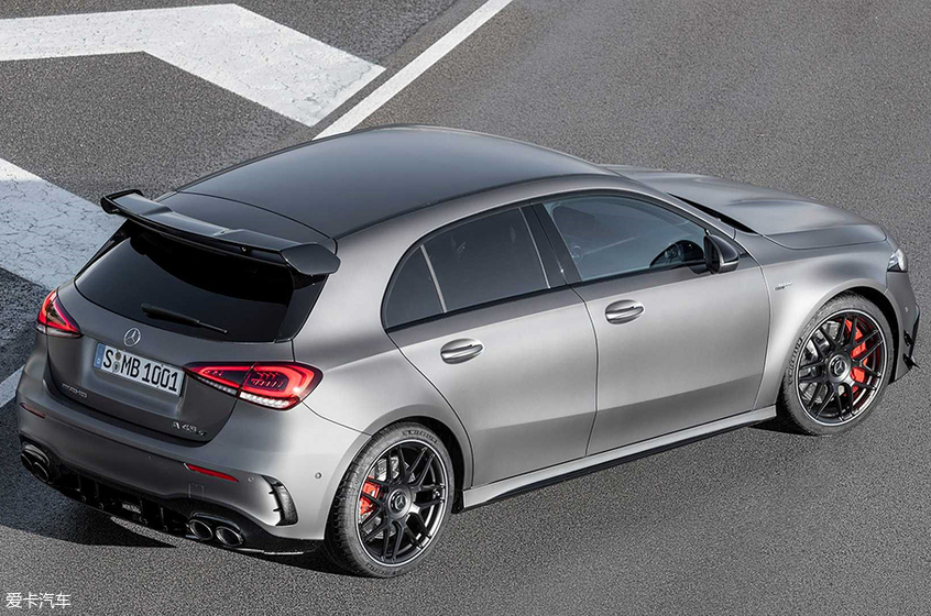 全新AMG A45 S正式亮相古德伍德速度节