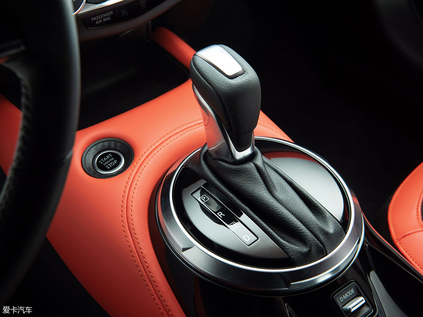 日产新一代JUKE官图 外观依旧个性十足 日产新一代JUKE官图 外观依旧个性十足