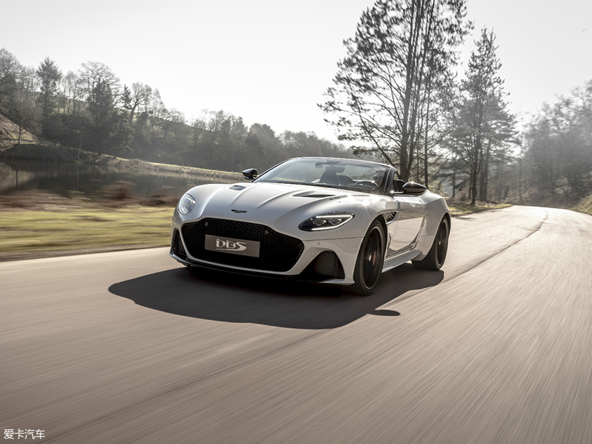 阿斯顿·马丁DBS Superleggera Volante
