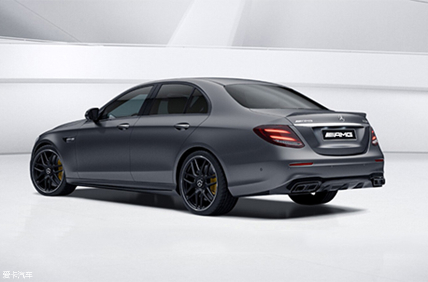 新款梅赛德斯-AMG E 63 S 4MATIC 