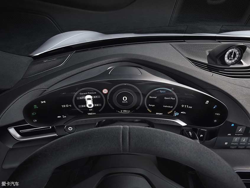 这么多触控屏?保时捷Taycan内饰官图 这么多触控屏?保时捷Taycan内饰官图