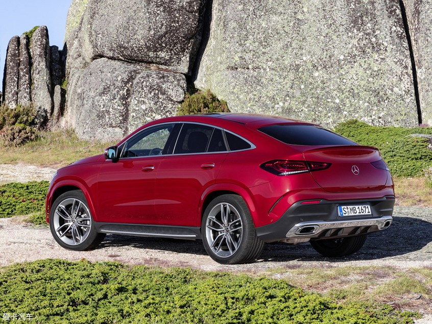 全新奔驰GLE Coupe