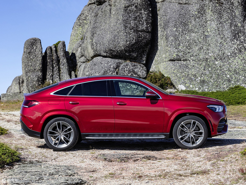 全新奔驰GLE Coupe