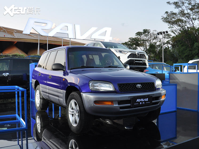 第一代丰田RAV4