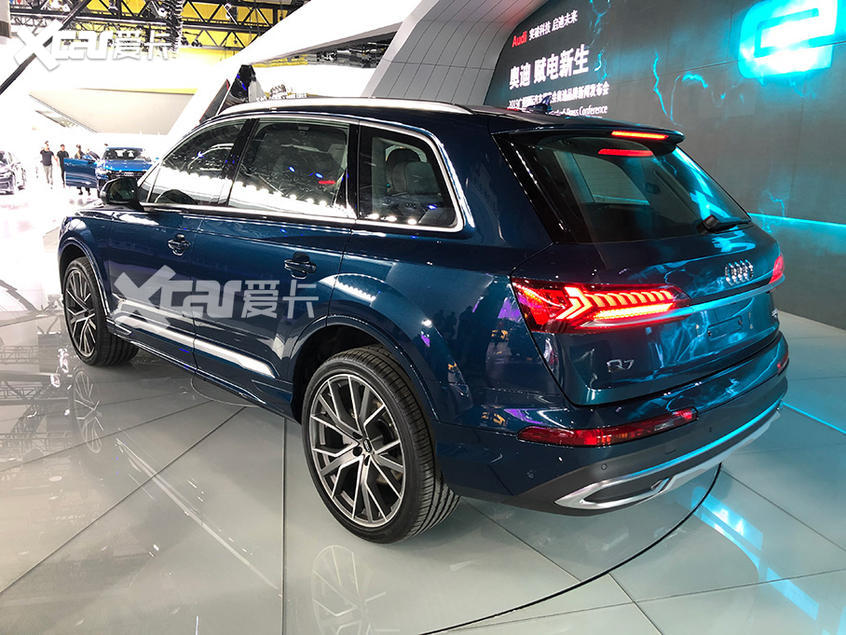 新款奥迪Q7