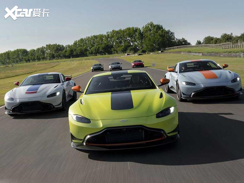 阿斯顿·马丁V8 Vantage Heritage Racing Edition