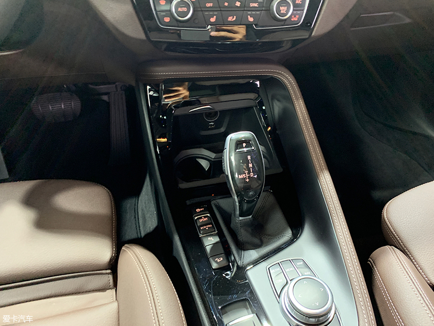 新款华晨宝马X1 新款华晨宝马X1