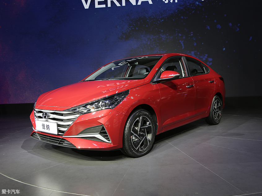 北京现代新款悦纳