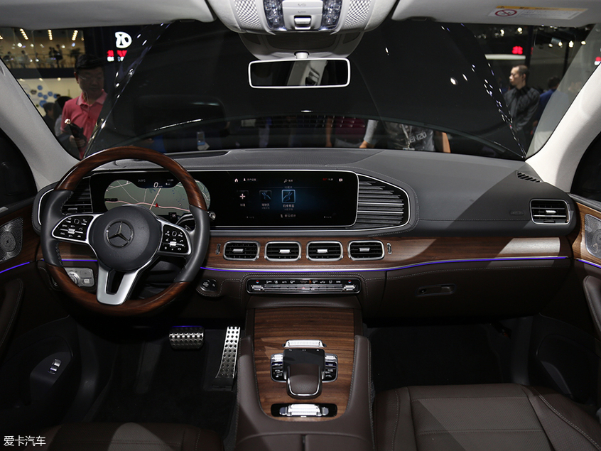 新一代奔驰GLS 新一代奔驰GLS