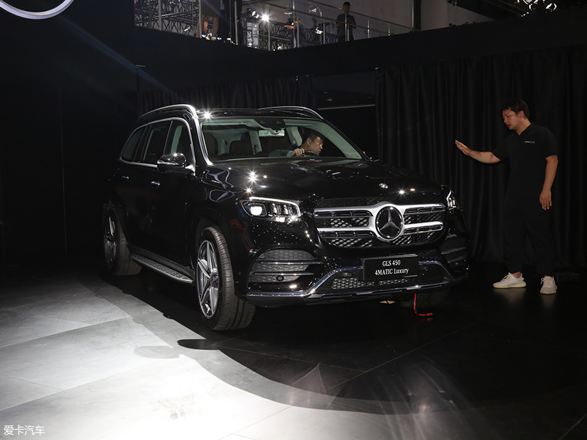 新一代奔驰GLS 新一代奔驰GLS