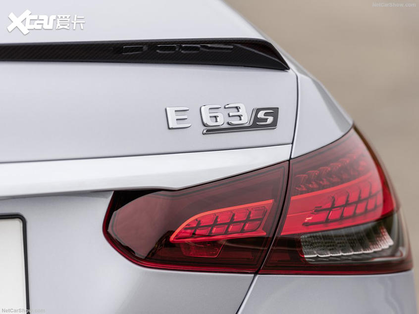 新梅赛德斯-AMG E 63官图发布 性能更强