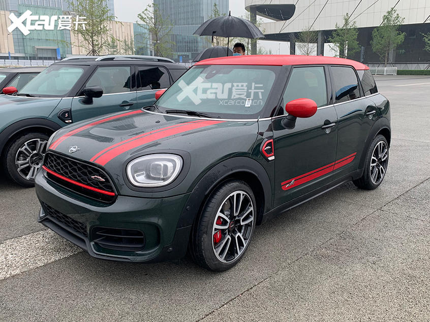 新款MINI JCW COUNTRYMAN