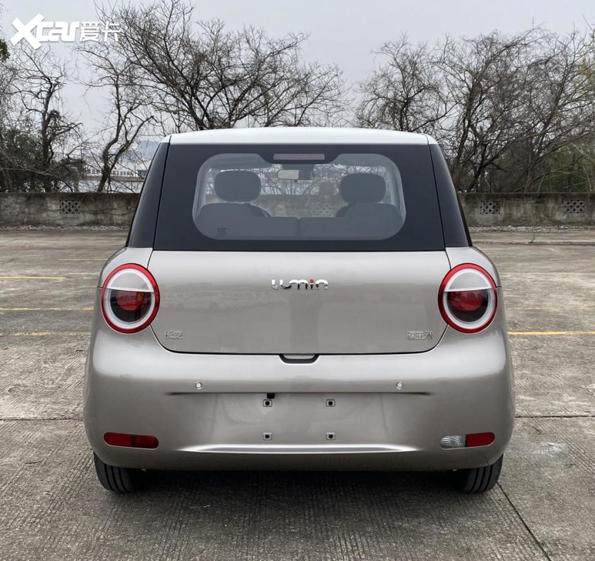 长安汽车微型EV LUMIN