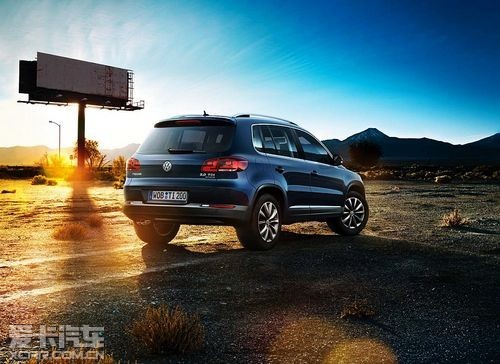 ǰTiguan TDIͶʽйгۡTiguan TDIṩʰͺֲͬãʰۼΪ342,500ԪңۼΪ385,900ԪҡTiguan TDITiguan TDITSIһ£ྫ׼ƷTouar...