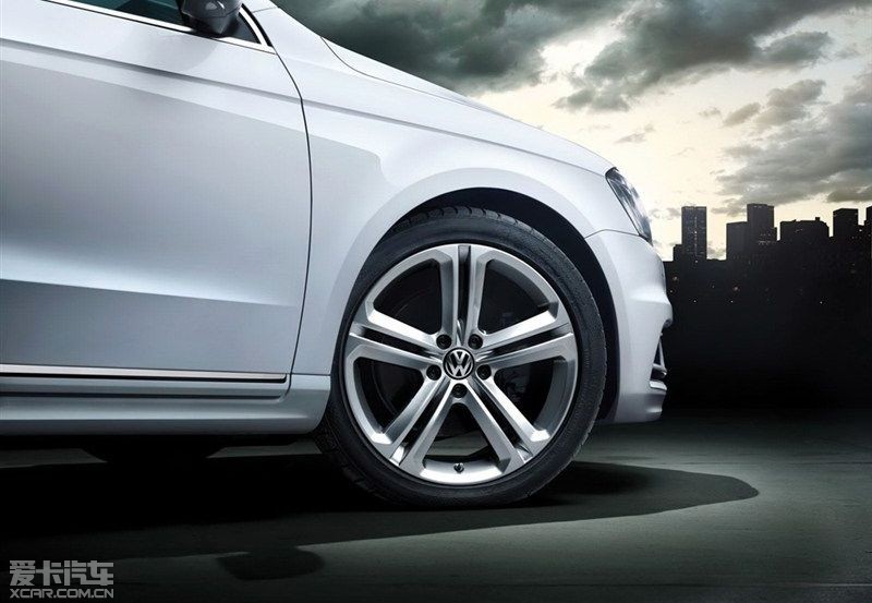 գٷʽPassat R-LineĹͼװR-Line׼Passatƺ˼˶ϢPassatR-LineͼPassat R-Line汾䱸ȫƵĿѧǰոԼµ塣ͬʱСѼβԼ17˫Ͻ챵Ĵ䣬ʹ...