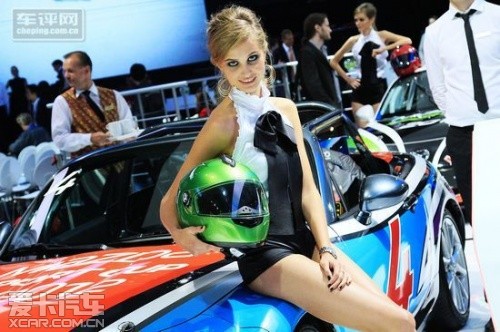2012年莫斯科车展 模特是车展绝对看点