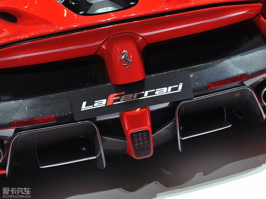 
2013꣨83죩߳չϣεķȫ콢ڽҿصɴնΪLaFerrari³ǿʹôӾֹٵ200km/h7롣


LaFerrari˴ȽΪ콢ͣENZOļߡͬʱҲǷʷ...