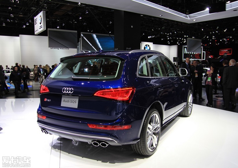 
2013ɳչϣµʽSQ5 3.0TFSI͡³3.0Lеѹͷ260kWٹʱΪ5.3롣





µSQ5 3.0TFSIʵͼ
ܳͬ⣬ͰSQ5۴ۻ϶ǰعĲͰ泵ͻͬ...