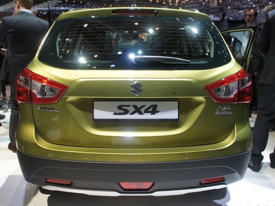   
2013꣨83죩߳չϣľʽȫһSX4ͣľSX4S-CROSS泵͡գýعһľSX4ڵգԤ³׹С

عSX4ڵգѺ

ľSX4չ...