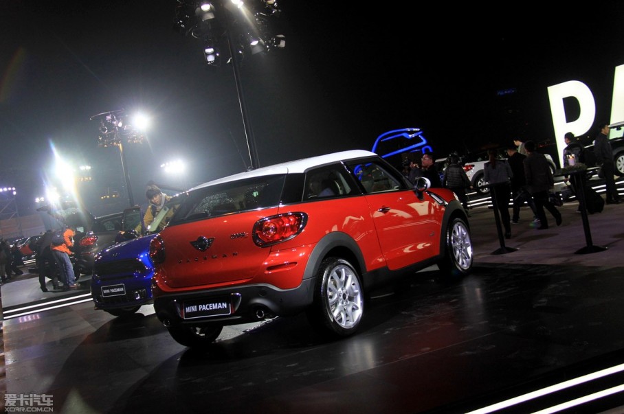   
316գMINI PACEMANʽڷMINI PACEMANλΪSUVͣݴطĲͬΪCOOPERCOOPER SϵУֱƥ1.6L1.6Tƥ6һ䡣MINI PACEMANͬʱĻΪMINI PACEMAN΢Сļ¼ƬѼ...