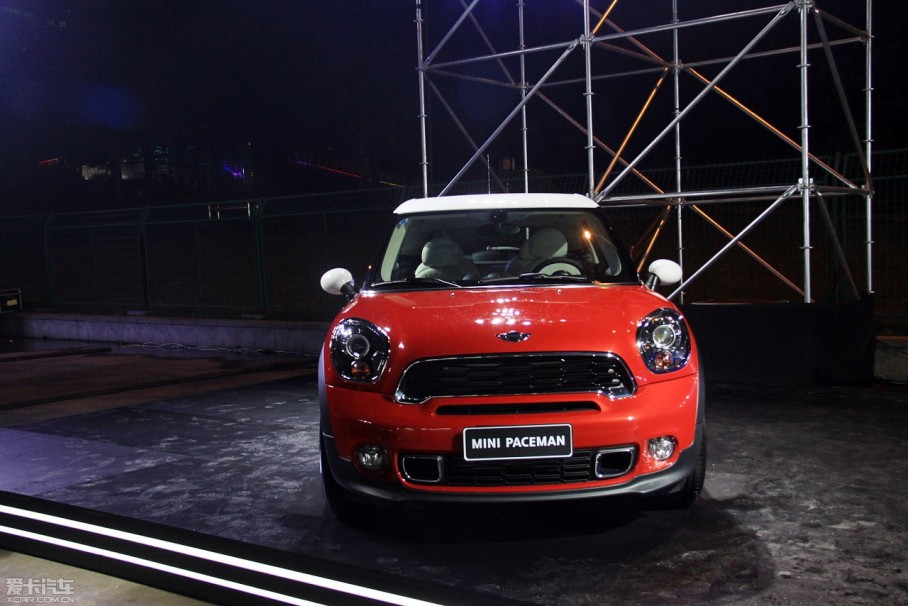   
316գMINI PACEMANʽڷMINI PACEMANλΪSUVͣݴطĲͬΪCOOPERCOOPER SϵУֱƥ1.6L1.6Tƥ6һ䡣MINI PACEMANͬʱĻΪMINI PACEMAN΢Сļ¼ƬѼ...