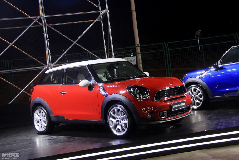   
316գMINI PACEMANʽڷMINI PACEMANλΪSUVͣݴطĲͬΪCOOPERCOOPER SϵУֱƥ1.6L1.6Tƥ6һ䡣MINI PACEMANͬʱĻΪMINI PACEMAN΢Сļ¼ƬѼ...