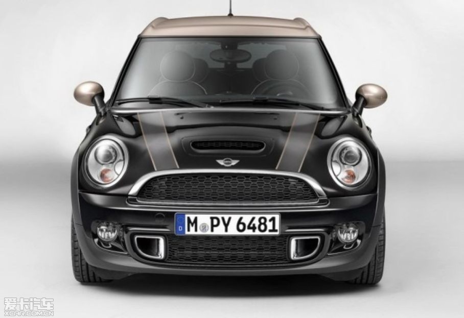 
ǰMINIٷMINI CLUBMAN Bond StreetĹۼۣۼ۷ֱΪ34.538.9Ԫ
 


	
	г
	ۼۣԪ
	
	
	MINI COOPER CLUBMAN Bond Street
	34.5
	
	
	MINI COOPER SCLUBMAN Bond Street
	38.9
	
	
	Ʊ www.xcar....