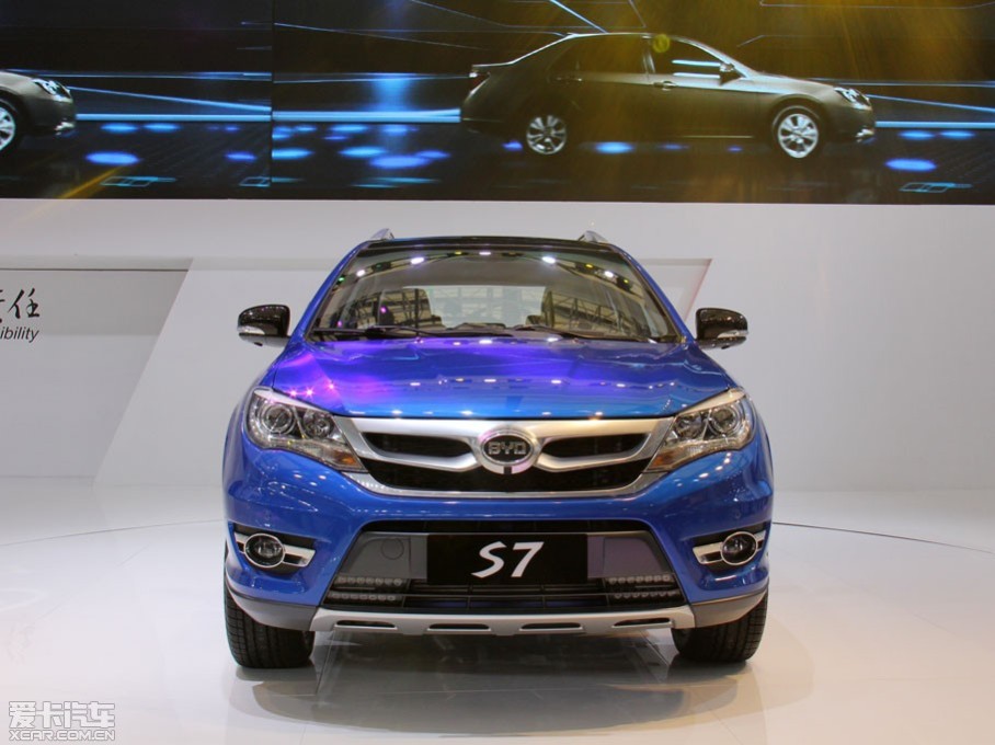 ڱϺչǵȫSUVS7ʽΪһλS6ĸ߶SUV³20145·ۣԤۼΪ17-20Ԫ