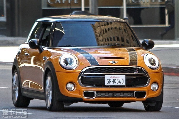 
գٶعһMINI COOPER SαգϢ³ȽӣԤƽ11·ݵɼչʽ2014С

MINI COOPER Sա
˴عȫMINI COOPER Sͣ³ԪԴ2011߳չRoc...