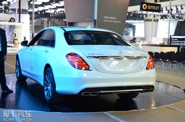 全新奔驰S63 AMG