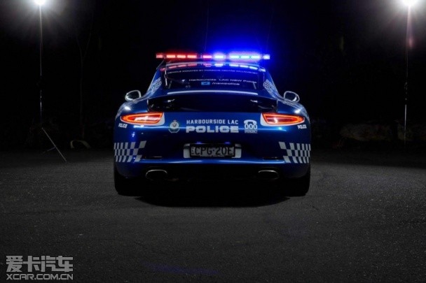 保时捷911 Carrera警车