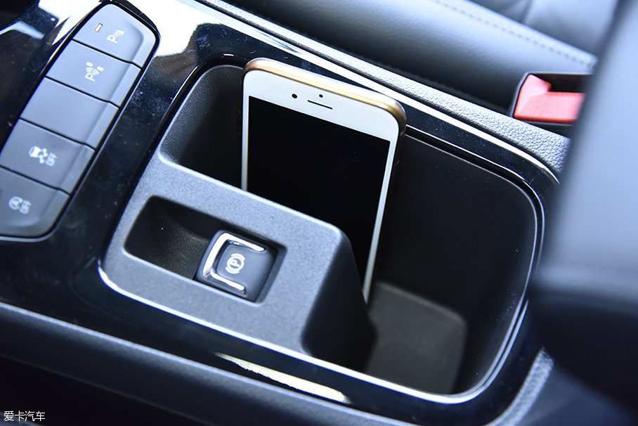 上汽通用雪佛蘭2017款科魯茲三廂