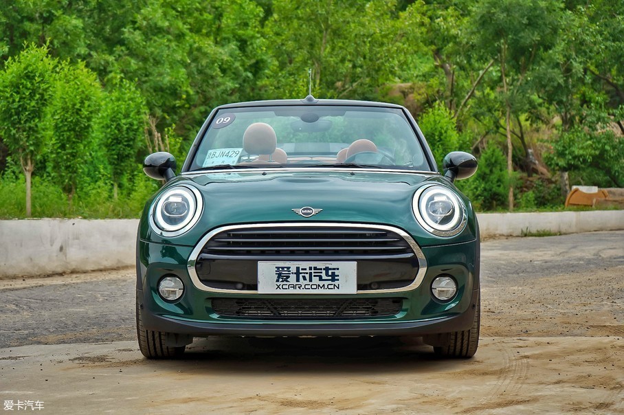 > 试mini cooper cabrio