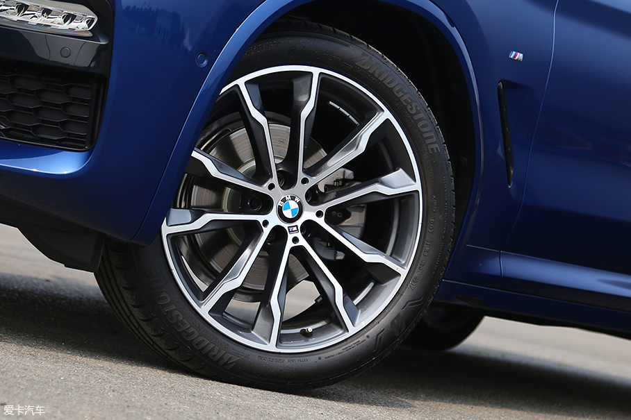 沃尔沃XC60/宝马X3