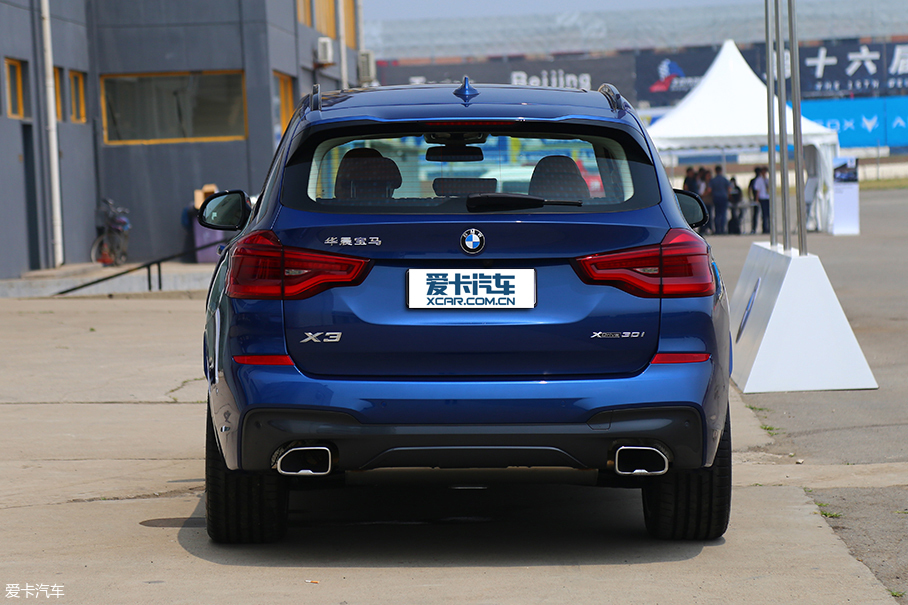 沃尔沃XC60/宝马X3