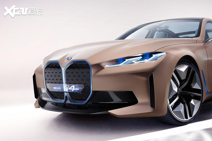 BMW i4