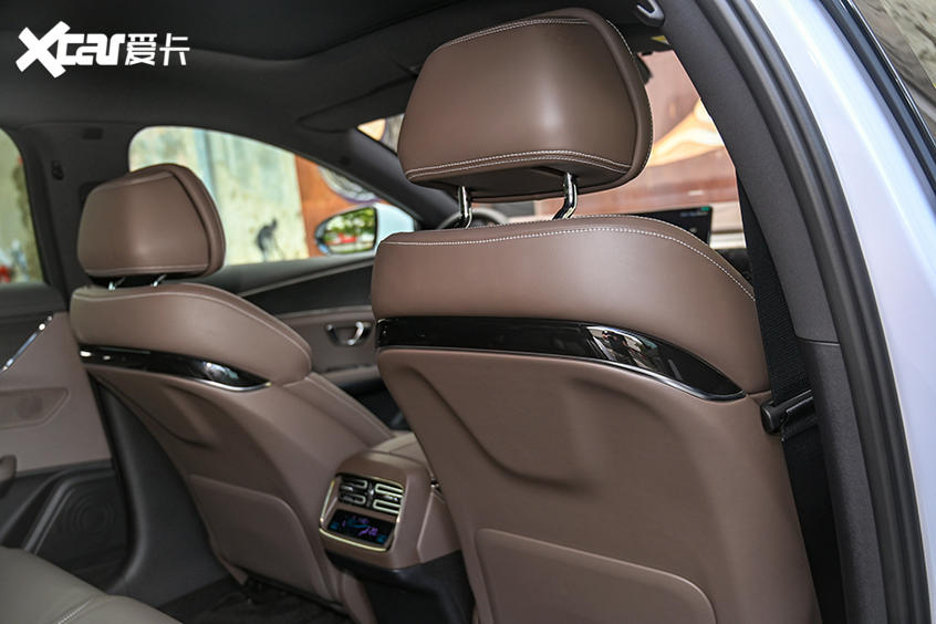 實拍比亞迪漢DM