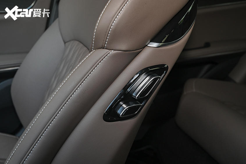 實拍比亞迪漢DM